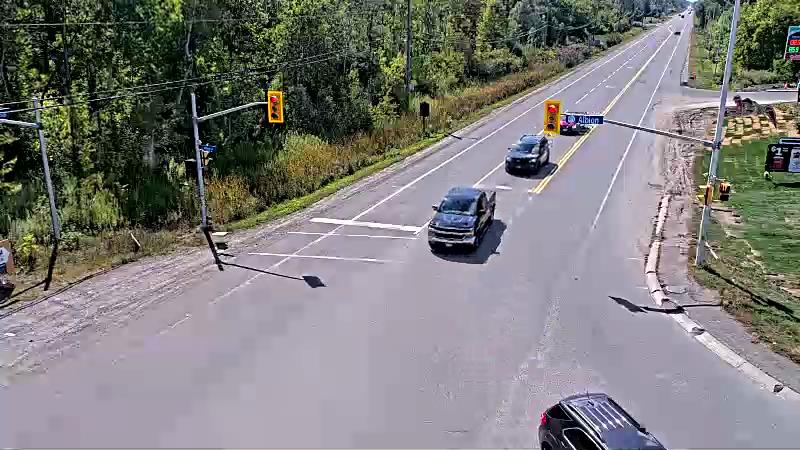 Traffic camera image at 2025-09-14 17:36:24