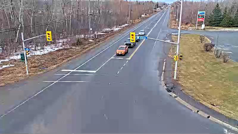 Traffic camera image at 2025-03-25 12:01:05
