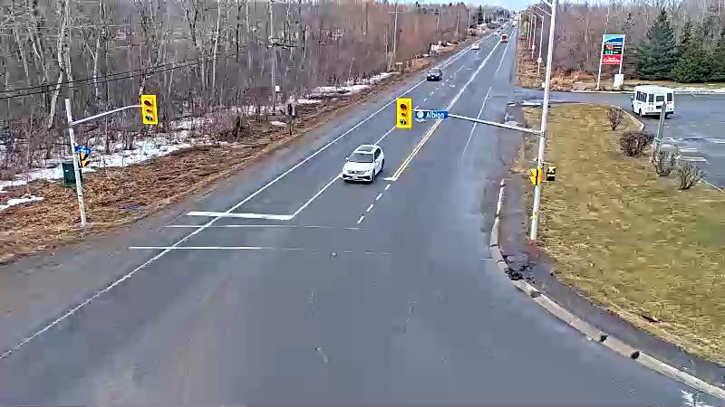 Traffic camera image at 2025-03-25 12:16:02