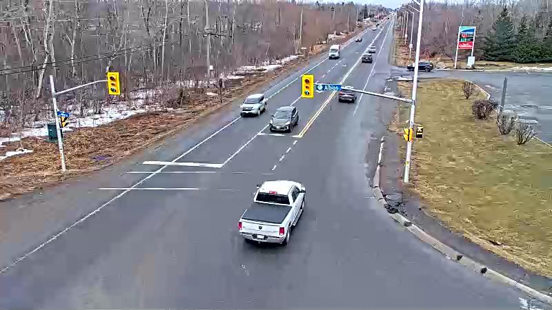 Traffic camera image at 2025-03-25 12:37:49