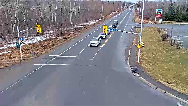 Traffic camera image at 2025-03-25 12:41:11
