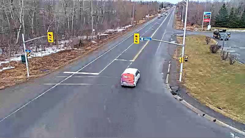 Traffic camera image at 2025-03-25 12:46:06