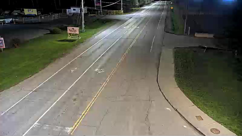 Traffic camera image at 2025-05-09 08:20:56
