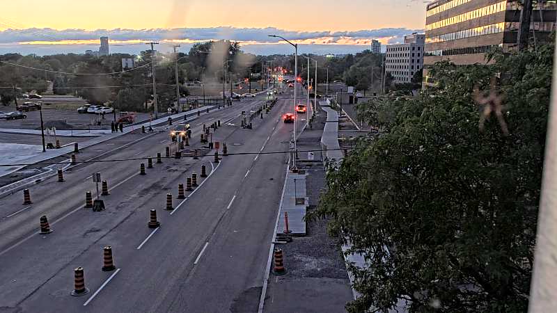 Traffic camera image at 2025-08-25 00:06:22