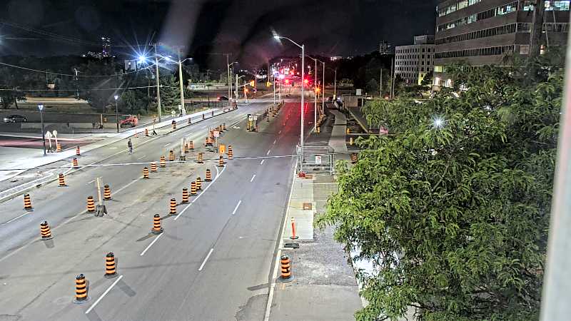 Traffic camera image at 2025-08-25 04:06:17