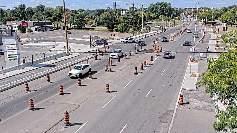 Traffic camera image at 2025-09-14 17:36:24