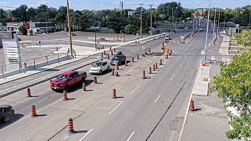 Traffic camera image at 2025-09-14 17:41:18
