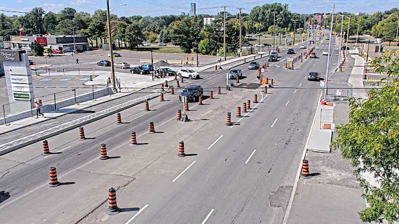 Traffic camera image at 2025-09-14 17:46:31