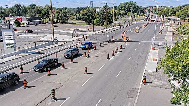 Traffic camera image at 2025-09-14 17:51:33