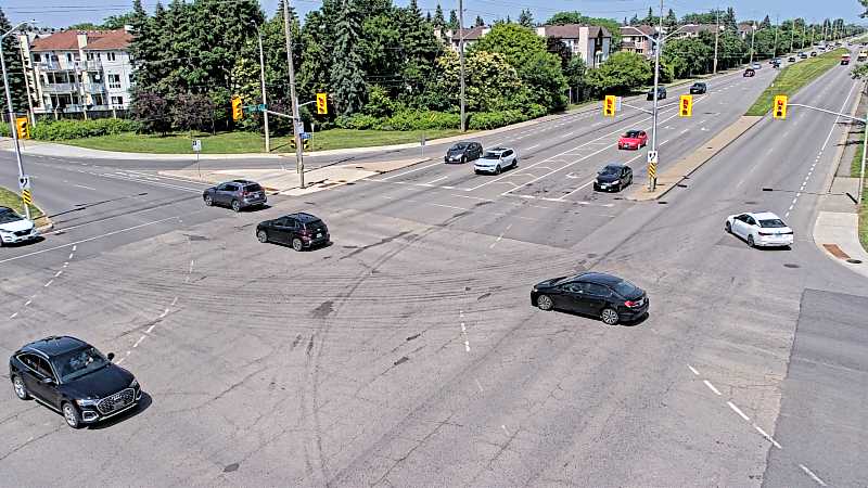 Traffic camera image at 2025-06-30 18:46:34
