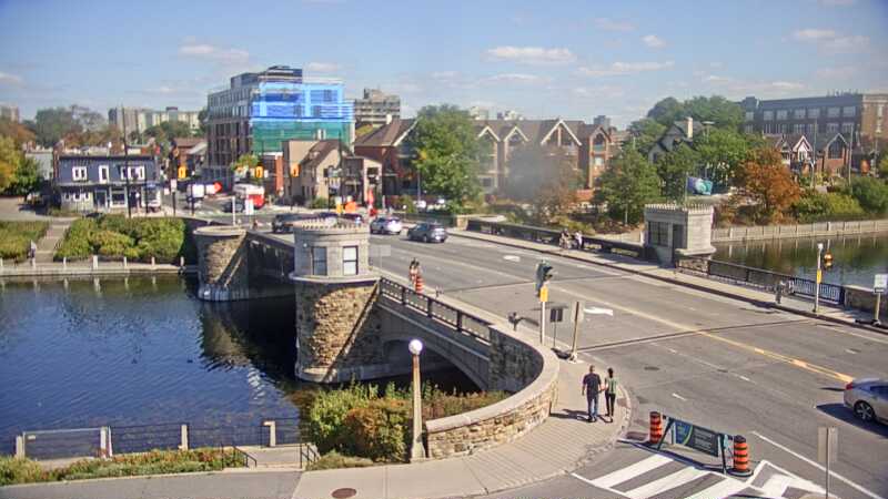 Traffic camera image at 2025-09-14 18:00:31
