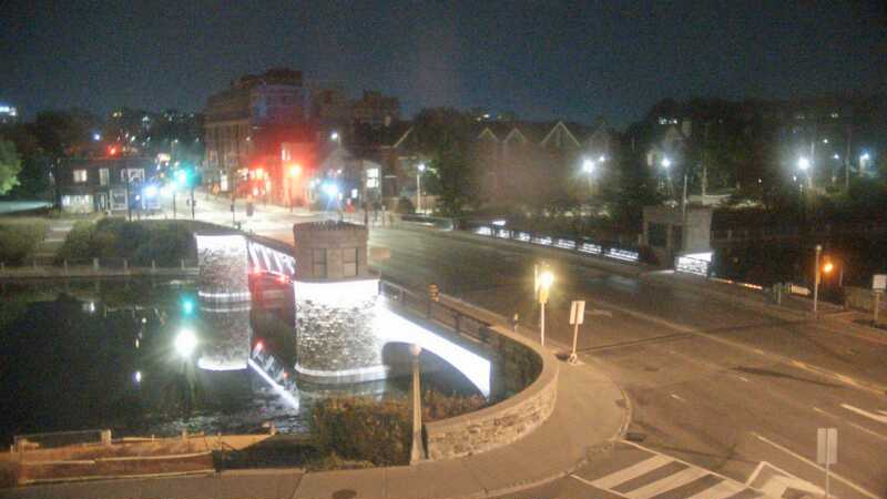 Traffic camera image at 2025-09-18 05:00:16
