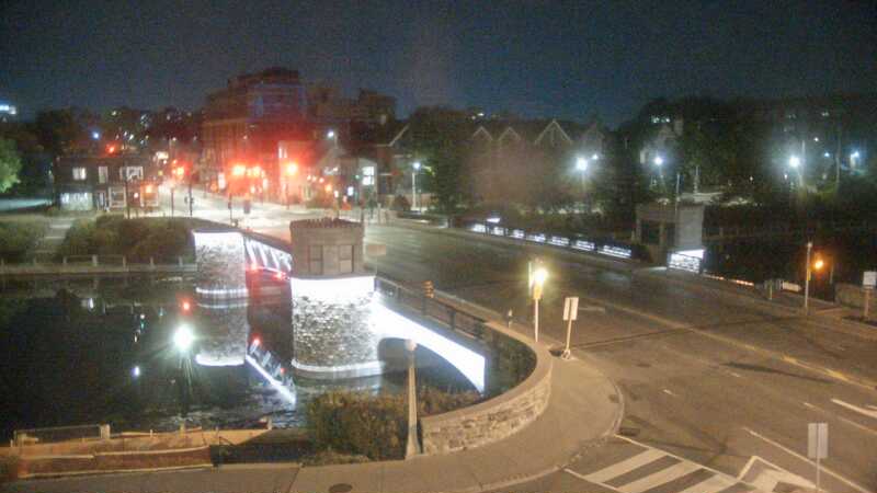 Traffic camera image at 2025-09-18 05:15:09