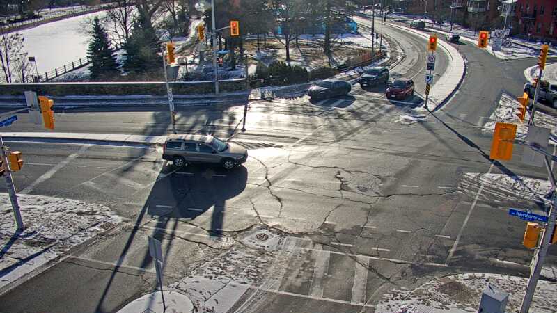 Traffic camera image at 2024-12-21 15:10:32