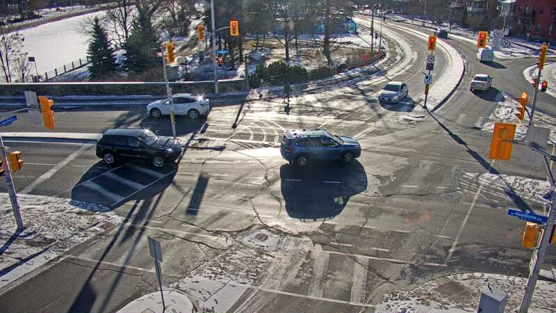 Traffic camera image at 2024-12-21 15:25:29