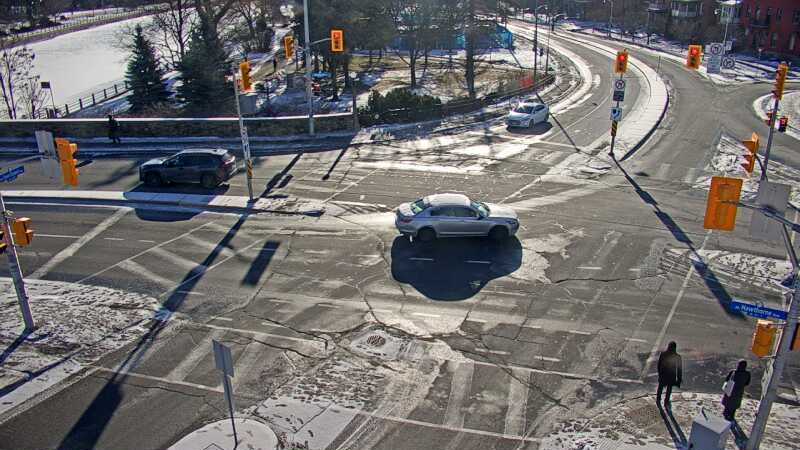 Traffic camera image at 2024-12-21 15:40:37