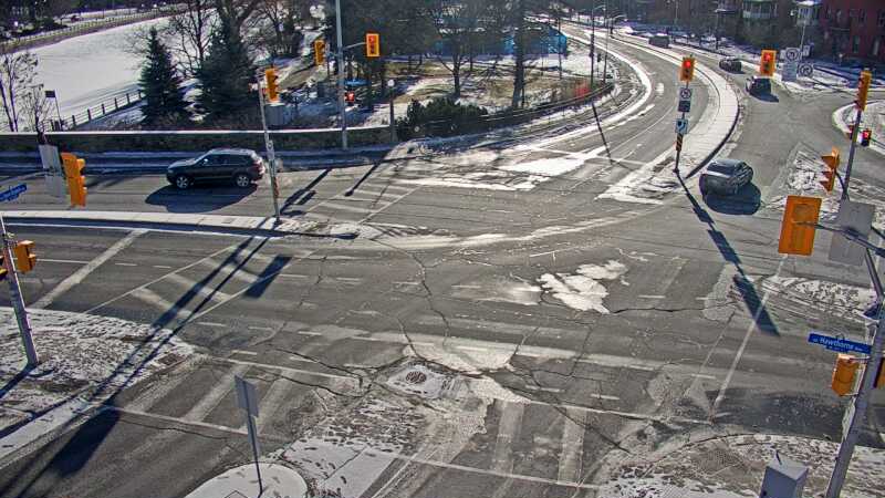 Traffic camera image at 2024-12-21 15:55:18