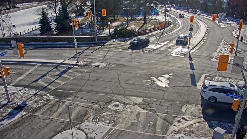 Traffic camera image at 2024-12-21 16:25:21