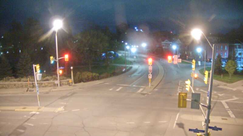 Traffic camera image at 2025-05-09 06:35:52