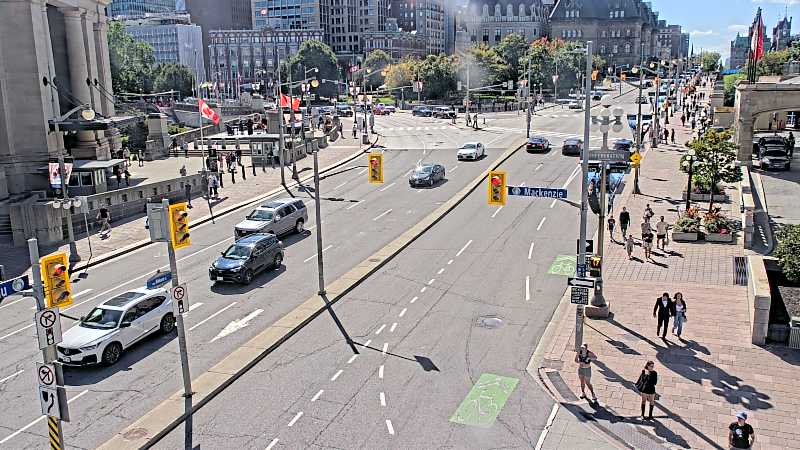 Traffic camera image at 2025-09-14 17:41:18