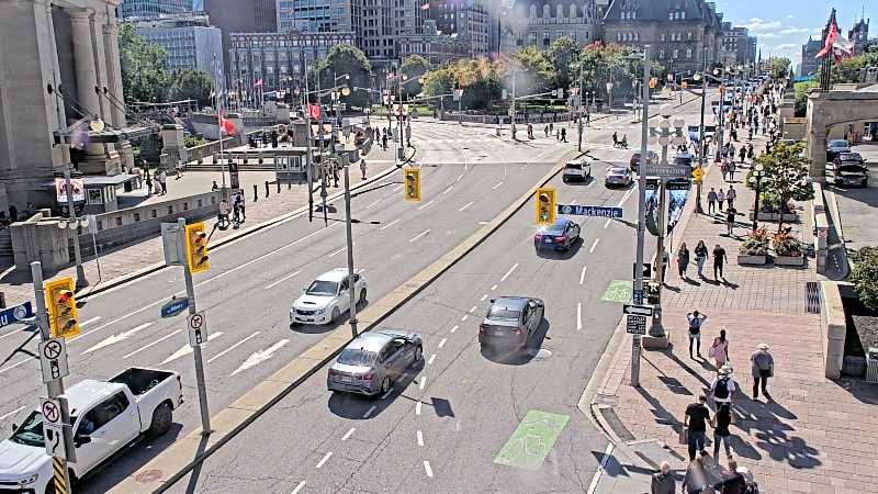 Traffic camera image at 2025-09-14 18:06:35