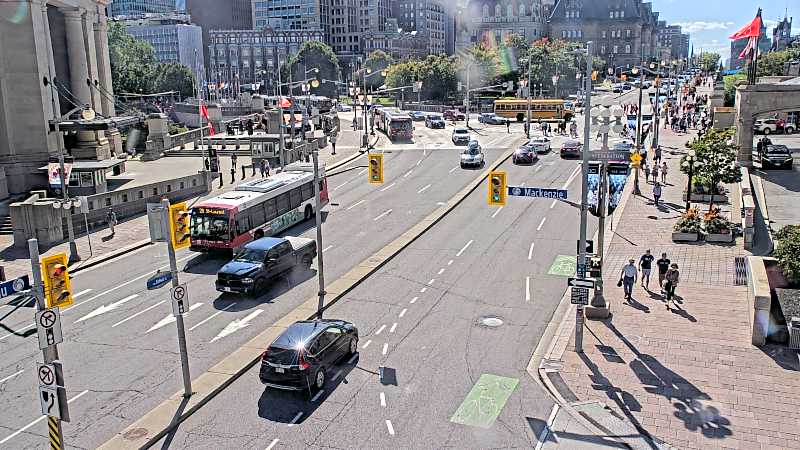 Traffic camera image at 2025-09-14 18:21:21