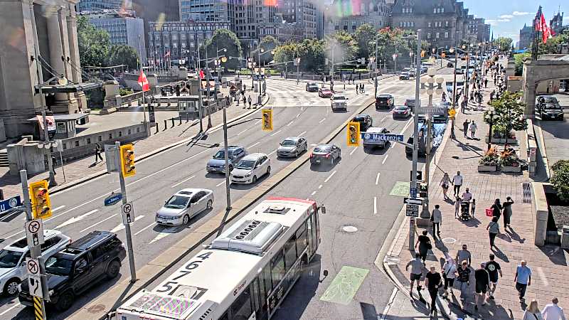 Traffic camera image at 2025-09-14 18:41:30