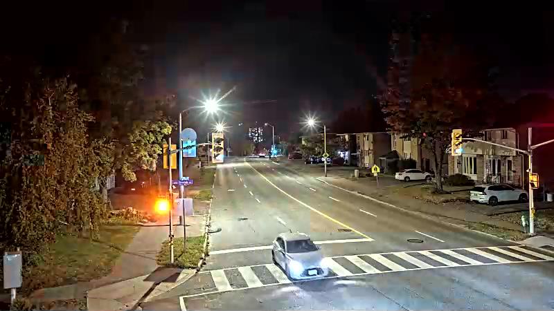 Traffic camera image at 2025-09-16 00:41:11