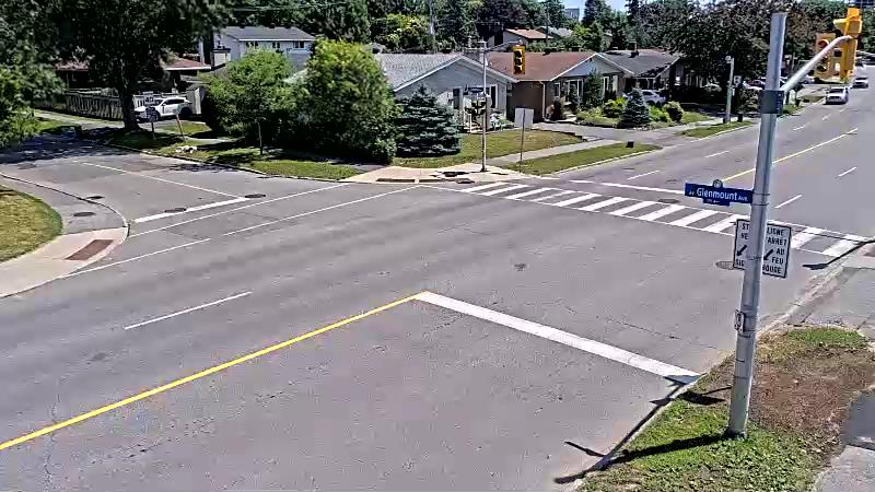 Traffic camera image at 2025-06-30 16:11:32