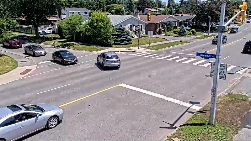 Traffic camera image at 2025-06-30 16:46:24