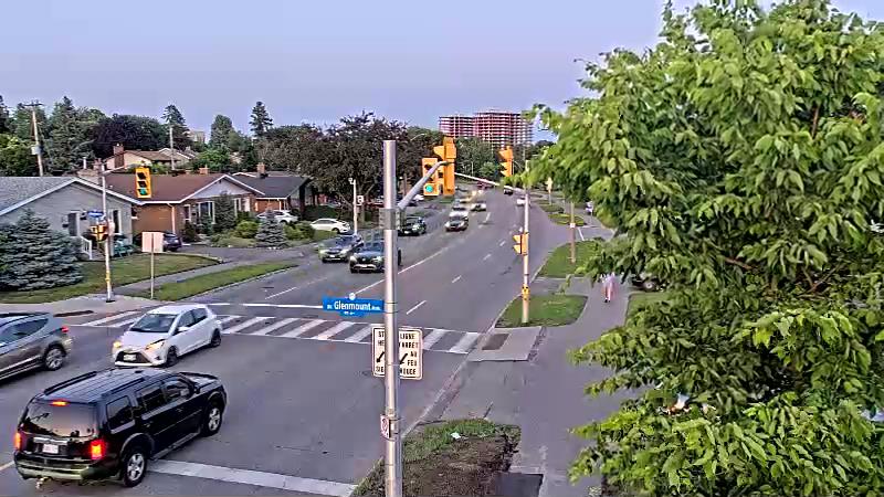 Traffic camera image at 2025-07-04 00:56:22