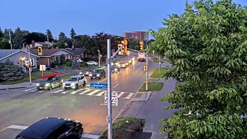 Traffic camera image at 2025-07-04 01:16:15