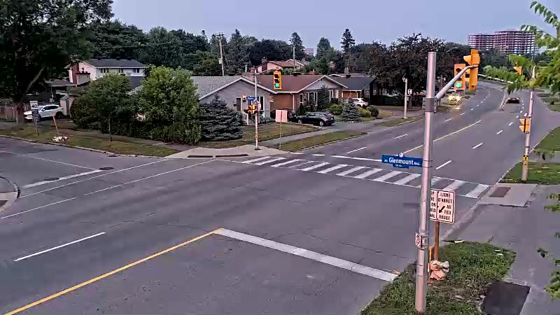 Traffic camera image at 2025-07-31 00:41:15
