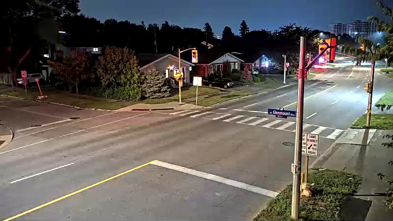 Traffic camera image at 2025-07-31 01:36:28