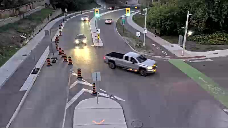 Traffic camera image at 2025-08-25 00:11:20