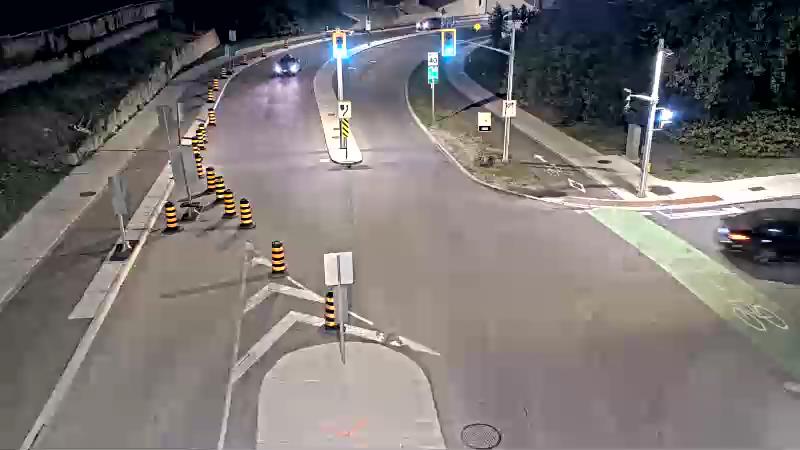 Traffic camera image at 2025-08-25 00:31:23
