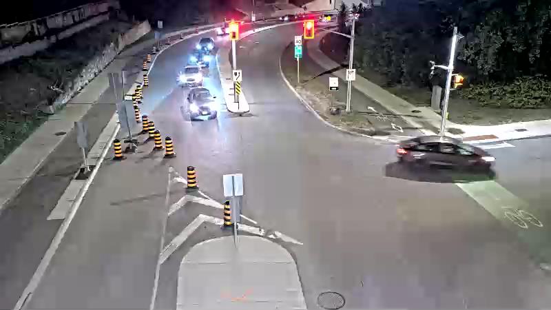 Traffic camera image at 2025-08-25 00:41:23