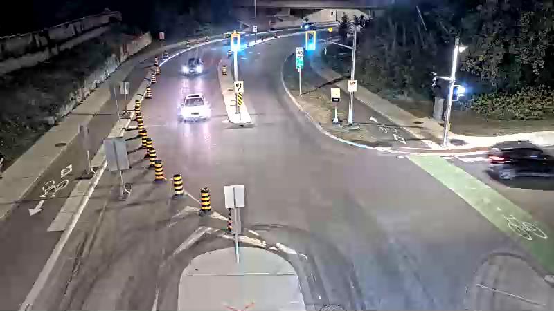 Traffic camera image at 2025-09-18 00:16:15