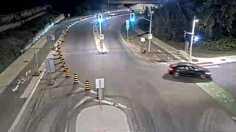 Traffic camera image at 2025-09-18 01:21:16