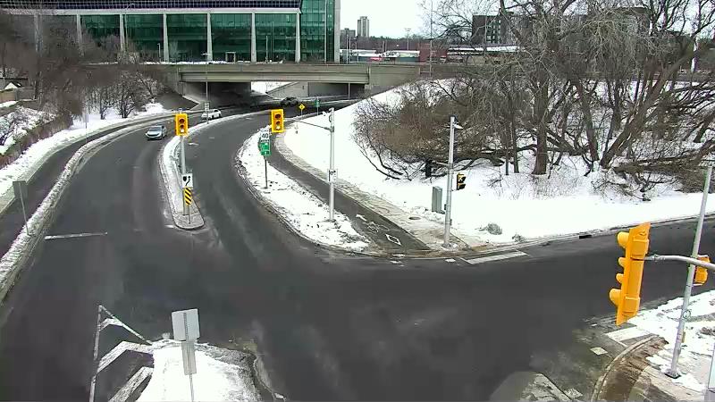 Traffic camera image at 2025-03-09 13:31:04