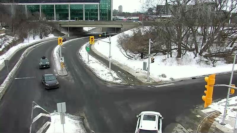 Traffic camera image at 2025-03-09 13:46:21