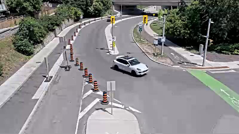 Traffic camera image at 2025-06-30 15:38:06