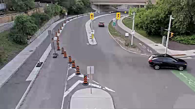 Traffic camera image at 2025-07-04 00:31:25