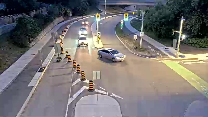Traffic camera image at 2025-07-04 01:21:20