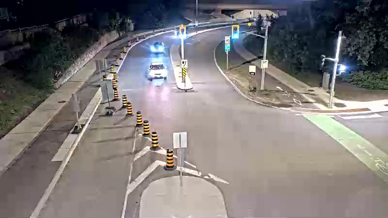 Traffic camera image at 2025-07-04 01:46:34