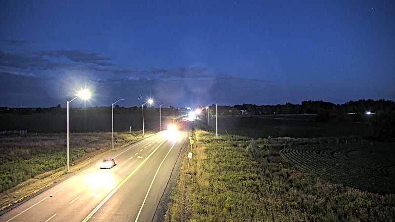 Traffic camera image at 2025-08-25 00:41:23