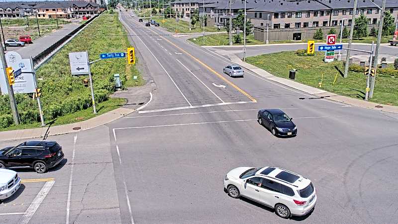 Traffic camera image at 2025-06-30 17:01:34
