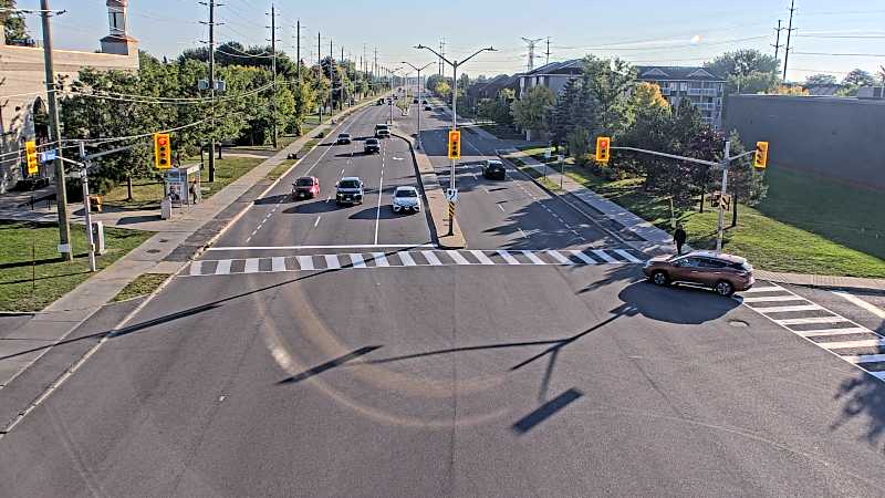 Traffic camera image at 2025-09-18 12:26:33