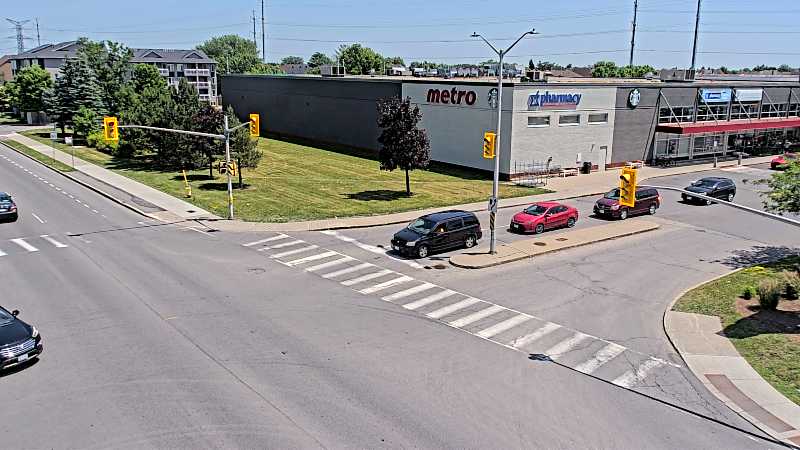 Traffic camera image at 2025-06-30 17:26:41