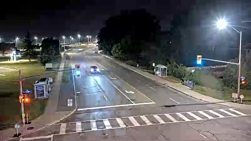 Traffic camera image at 2025-08-04 01:56:22